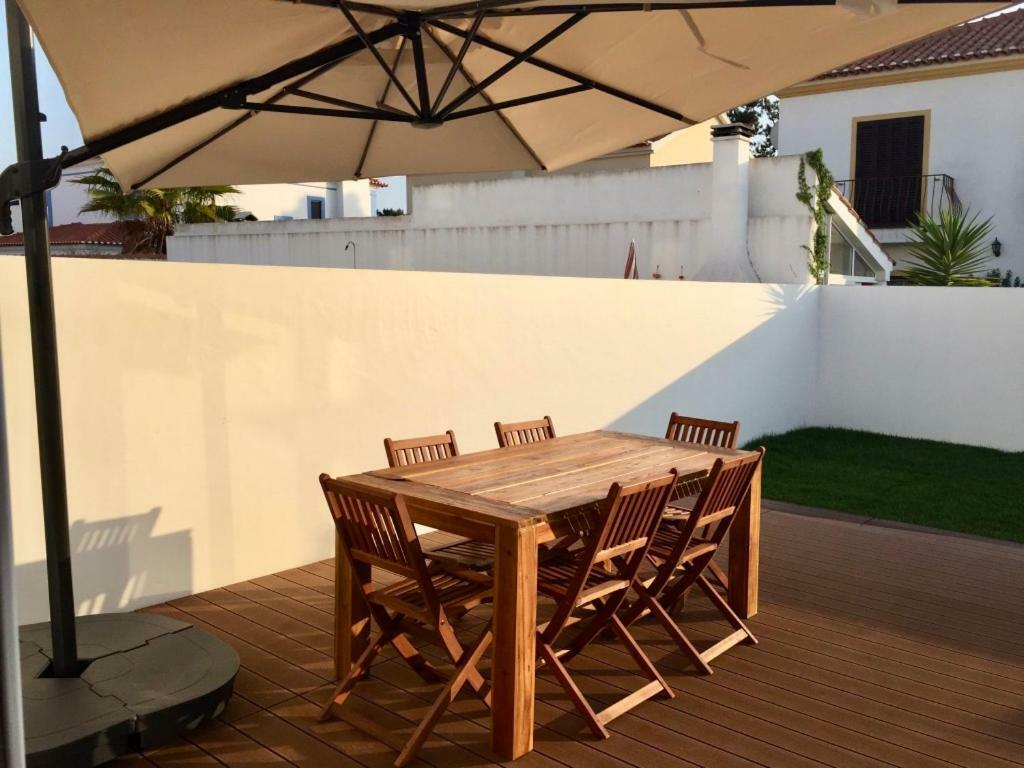 Casa Oliveiras Villa กอมปอร์ตา ภายนอก รูปภาพ